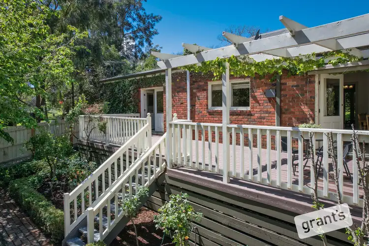 Sixth view of Homely house listing, 2 Burr Hill Court, Berwick VIC 3806