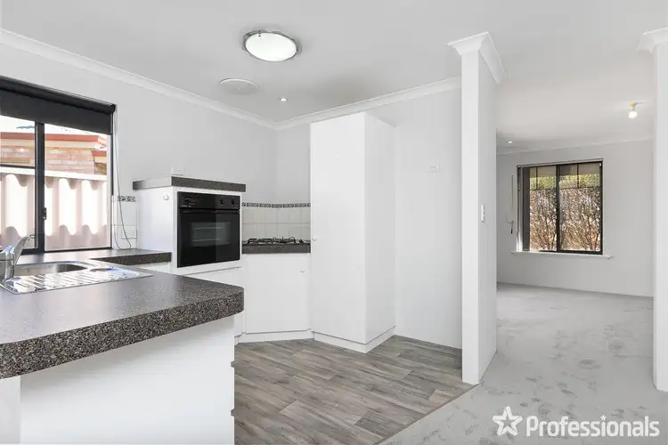 Sixth view of Homely unit listing, 4/54 Gnangara Drive, Waikiki WA 6169