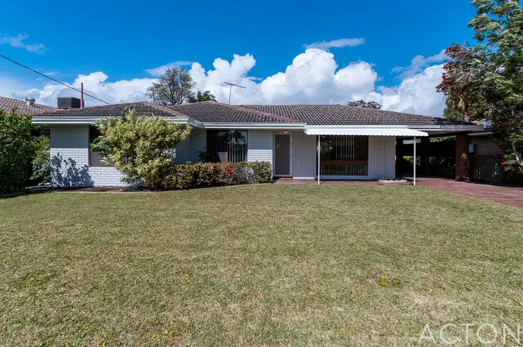 25 Cumberland Way, Bassendean WA 6054