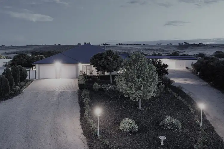 13 EBERT COURT, Loxton SA 5333