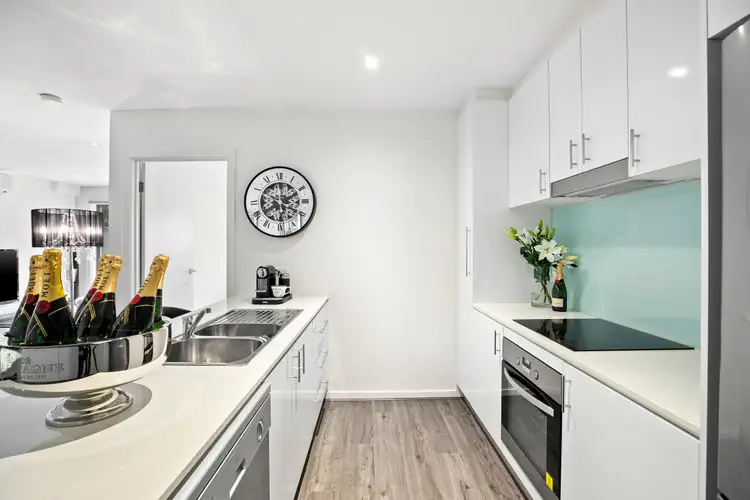 Fourth view of Homely apartment listing, 8/2-4 Acacia Court, Ringwood VIC 3134