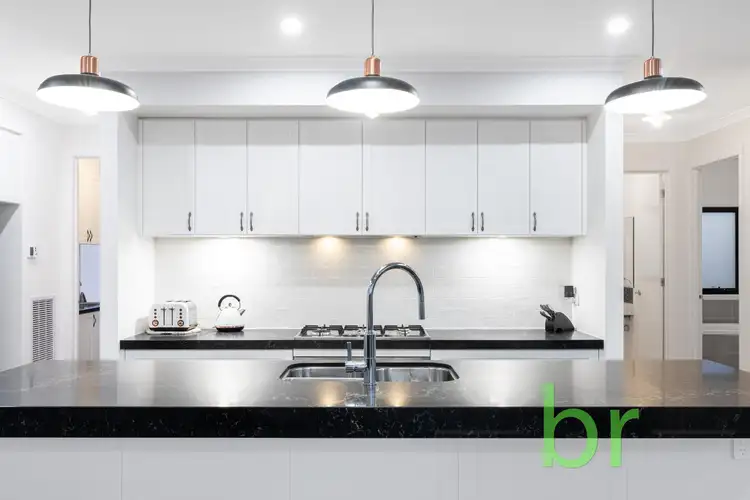 Second view of Homely house listing, 2 Bloom Place, Lara VIC 3212