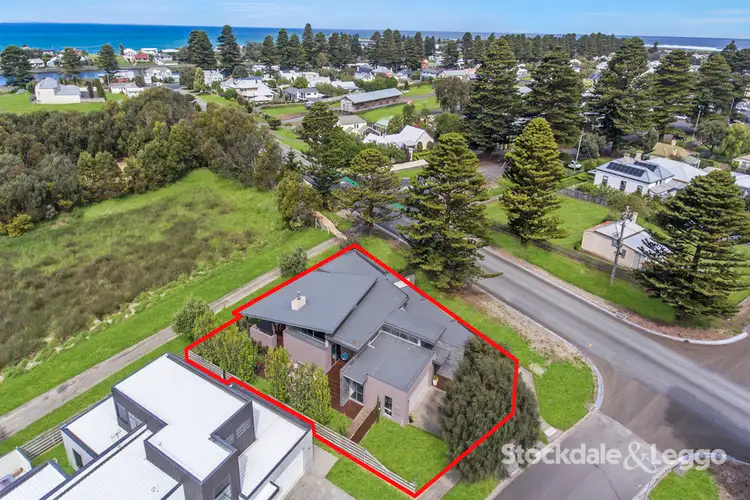 11 Armstrong Court, Port Fairy VIC 3284