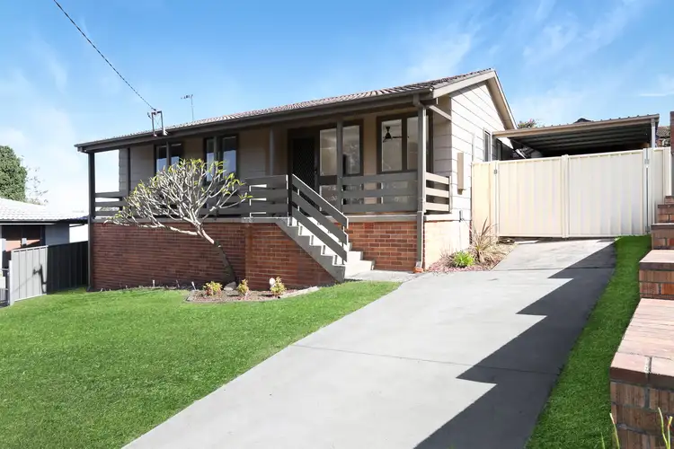 17 Wybalena Avenue, Koonawarra NSW 2530