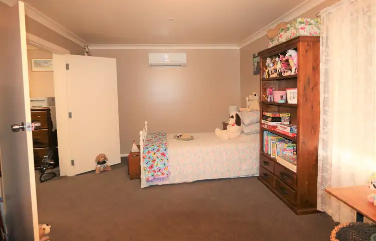 Sixth view of Homely house listing, 1 Robert Street, Ungarie NSW 2669