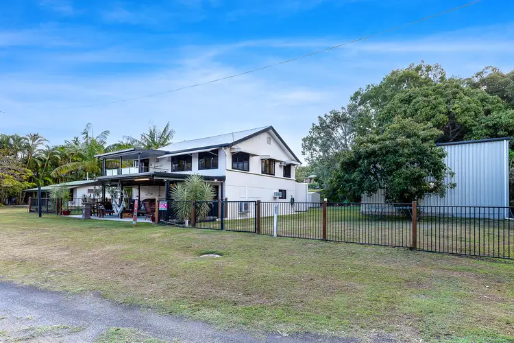 5 Ward Esplanade, Ball Bay QLD 4741