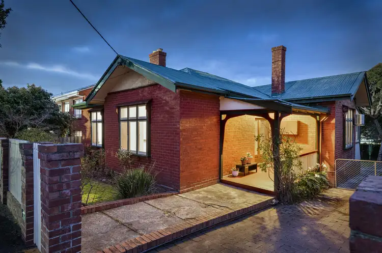 17 Mercer Street
