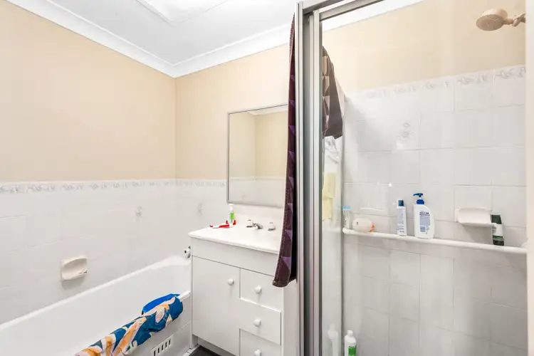 Fifth view of Homely house listing, 2/23 Nioka Place, Swansea NSW 2281