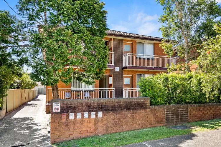 3/37 McKern Street, Campsie NSW 2194