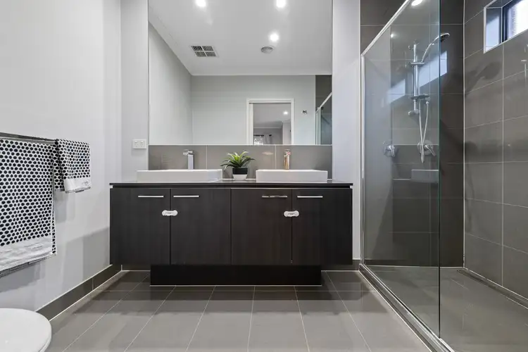 Fourth view of Homely house listing, 33 Posy Street, Greenvale VIC 3059