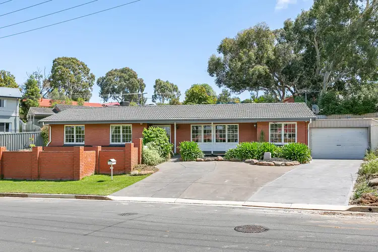 15 Jarrad Road, Happy Valley SA 5159