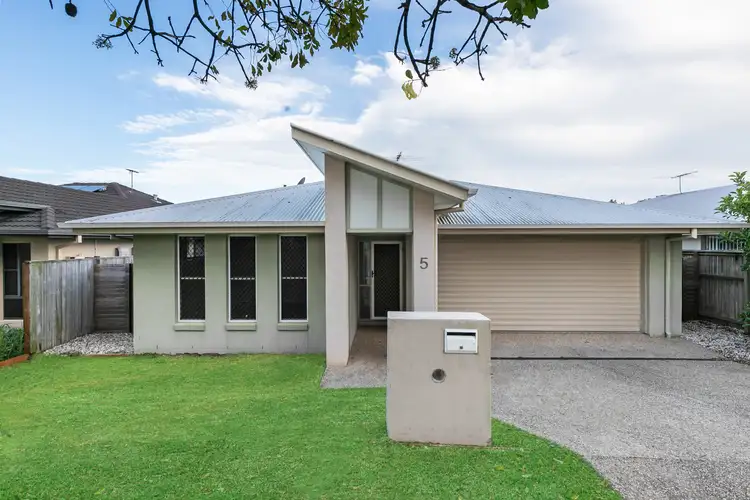 5 Kingsway Street, Wellington Point QLD 4160