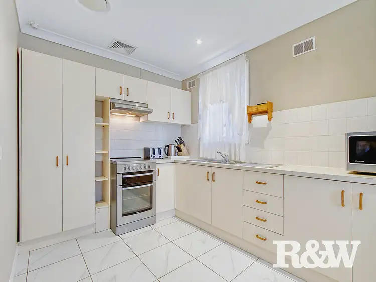 Second view of Homely house listing, 40 Lucena Crescent, Lethbridge Park NSW 2770