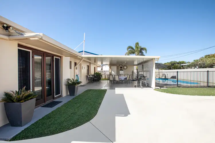 26 Owen Jenkins Drive, Sarina Beach QLD 4737