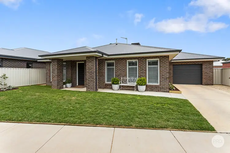 16 Webdon Drive, North Bendigo VIC 3550