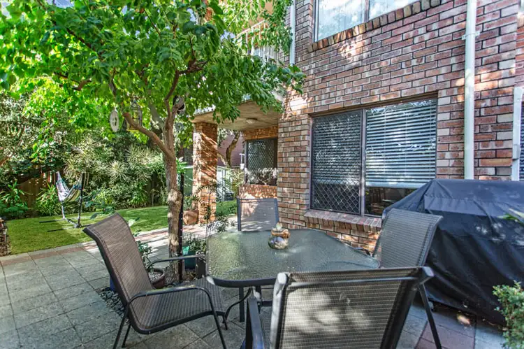 2/54 Canning Highway, Victoria Park WA 6100