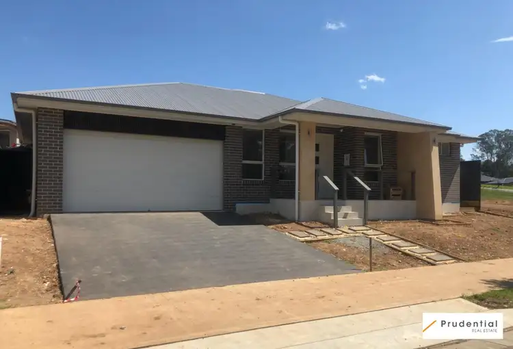 80 River Road, Tahmoor NSW 2573