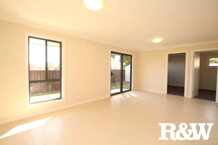 Fourth view of Homely flat listing, 5a Omaroo Avenue, Doonside NSW 2767