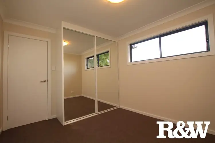 Fifth view of Homely flat listing, 5a Omaroo Avenue, Doonside NSW 2767