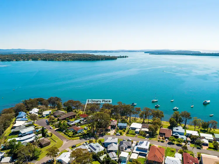 Fifth view of Homely house listing, 3 Omaru Place, Summerland Point NSW 2259