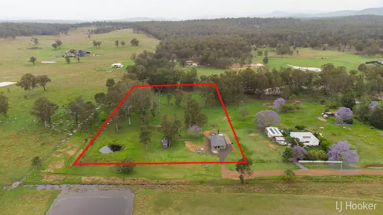 99 School Road, Grandchester QLD 4340