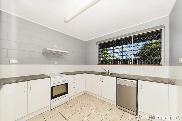 3/33 Cheyne St, Pimlico QLD 4812