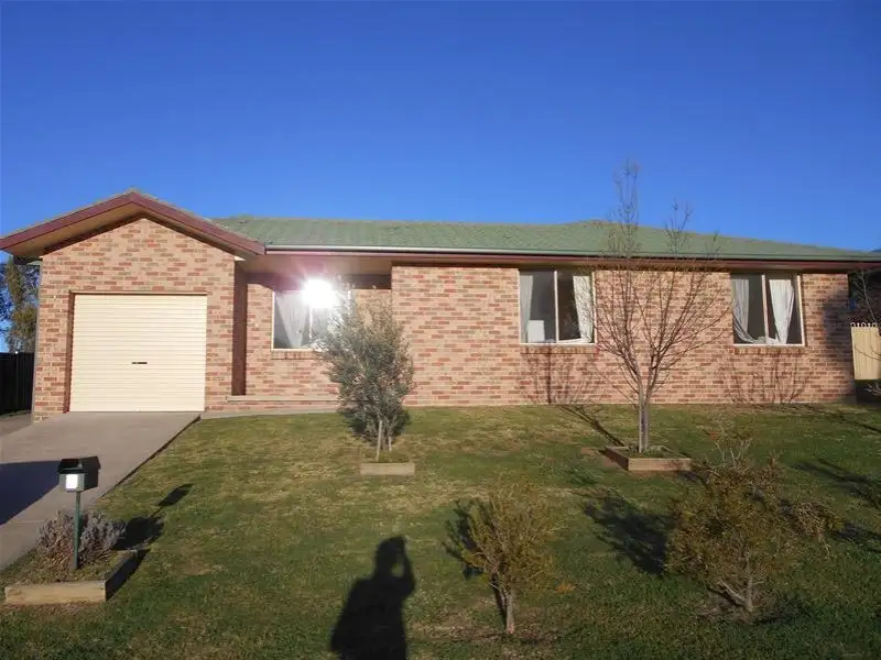 Main view of Homely unit listing, 1/8 Rheinberger Avenue, Mudgee NSW 2850