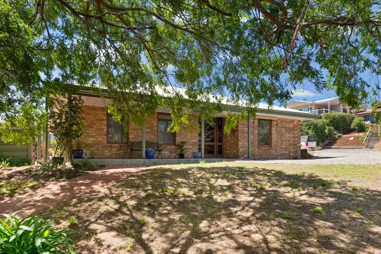 141 Perry Barr Road, Hallett Cove SA 5158