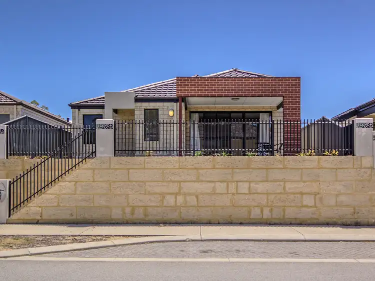 Second view of Homely house listing, 28 Hoover Bend, Baldivis WA 6171
