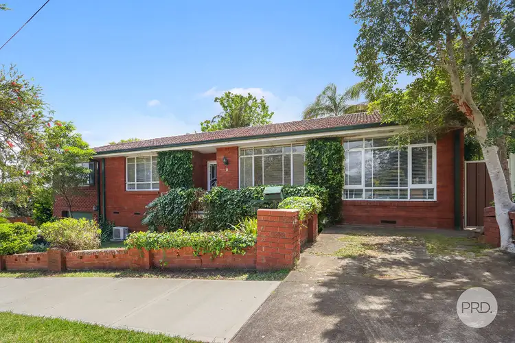 1 Carramar Place, Peakhurst Heights NSW 2210