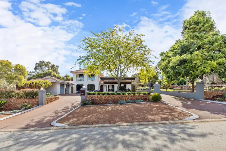 37 Joyce Street, Lesmurdie WA 6076