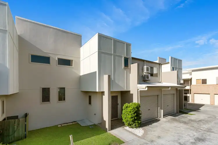 2/25 Homer Street