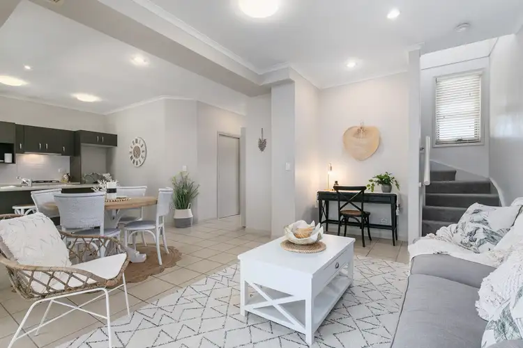 Second view of Homely townhouse listing, 2/25 Homer Street, Cleveland QLD 4163