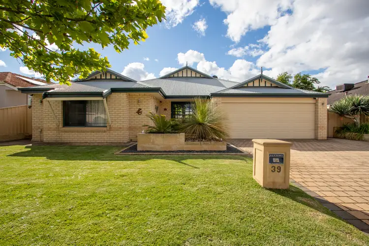 39 Planetree Pass, Canning Vale WA 6155