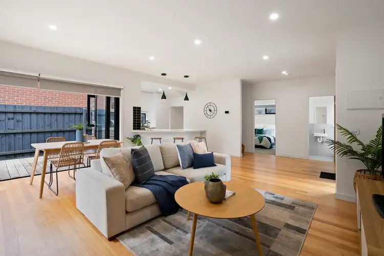 Fourth view of Homely townhouse listing, 2/110 Heatherdale Road, Mitcham VIC 3132