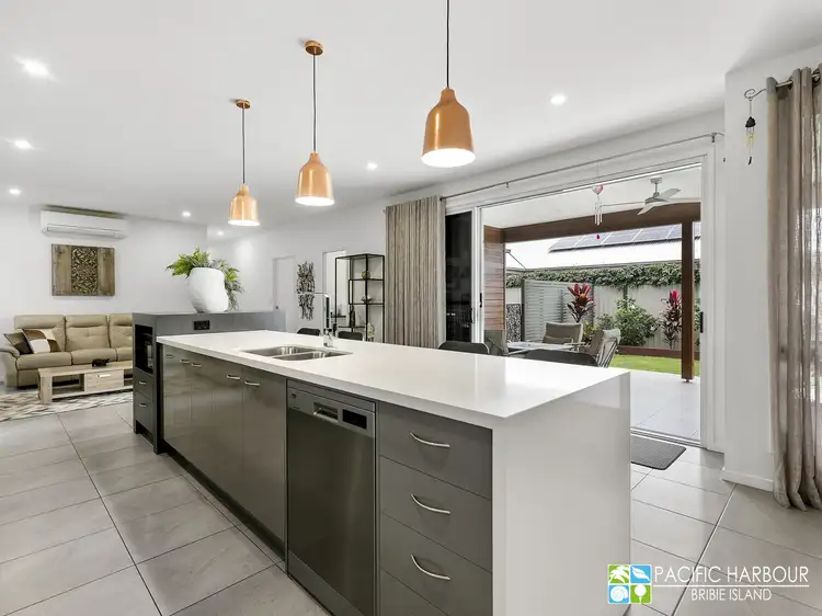 14 Honeymyrtle, Banksia Beach QLD 4507