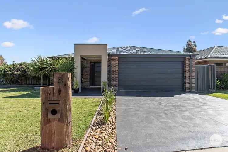 5 Grayton Street, Marong VIC 3515