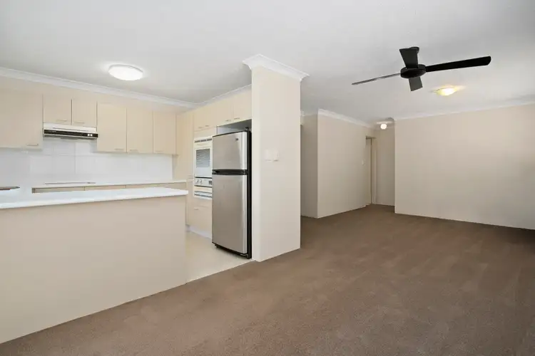Fourth view of Homely apartment listing, 3/41 Australia Avenue, Broadbeach QLD 4218