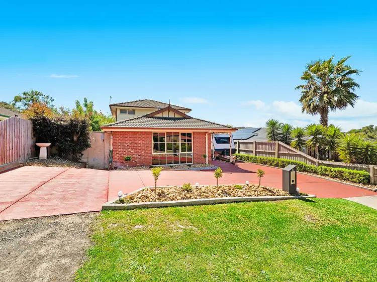 6 Mcgill Court, Pakenham VIC 3810