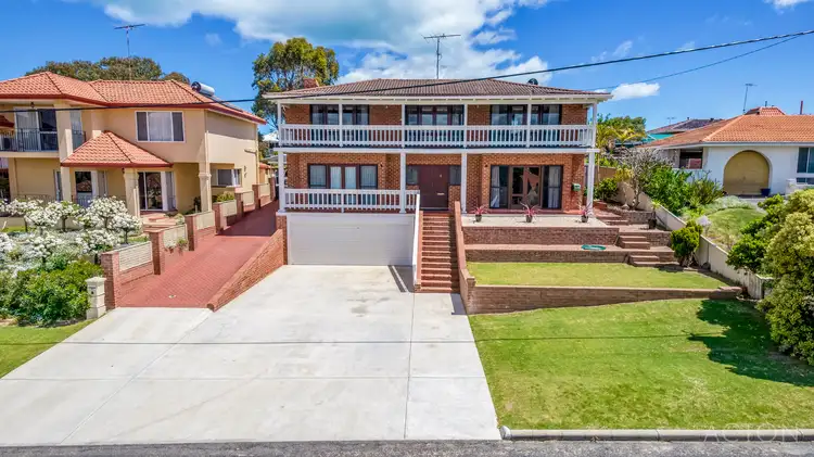 Second view of Homely house listing, 10 Muir Place, Halls Head WA 6210