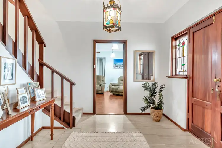 Fifth view of Homely house listing, 10 Muir Place, Halls Head WA 6210
