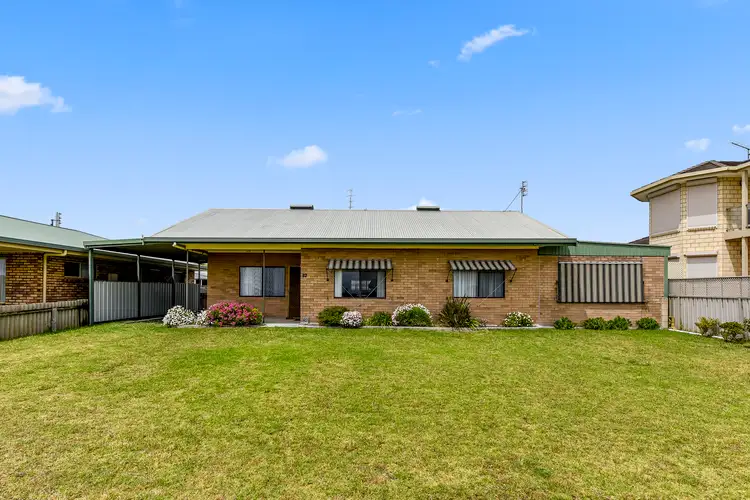 82 Marine Parade, Kingston Se SA 5275