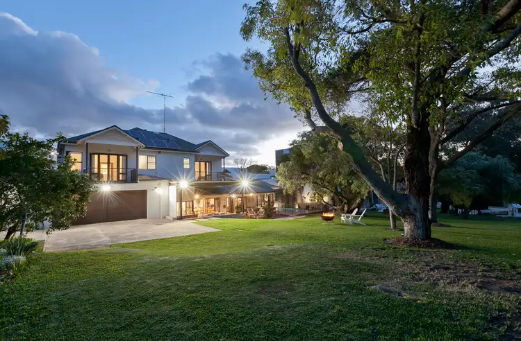 11 Strain Street, Bicton WA 6157