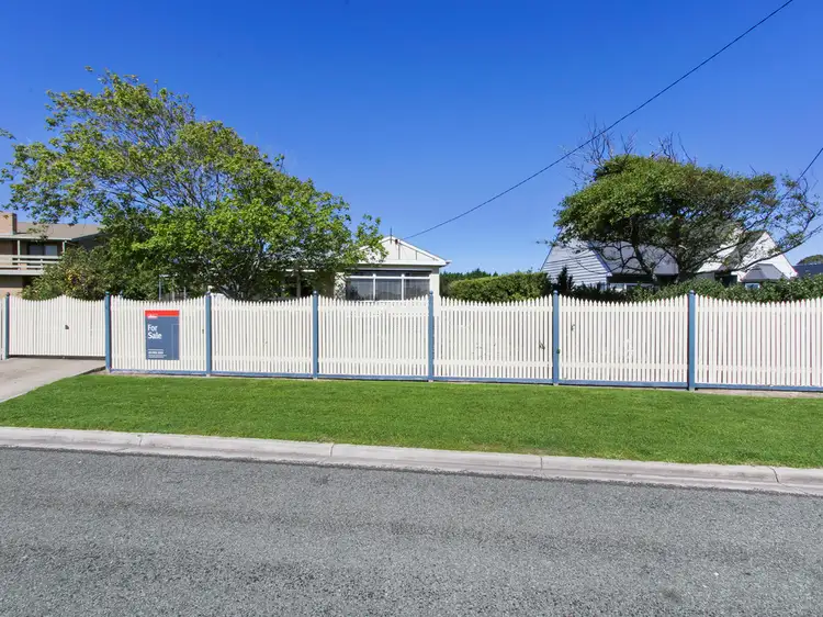 Fourth view of Homely house listing, 8 North Arm Avenue, Lakes Entrance VIC 3909