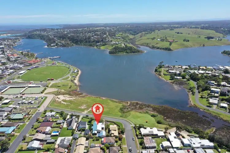 Fifth view of Homely house listing, 8 North Arm Avenue, Lakes Entrance VIC 3909