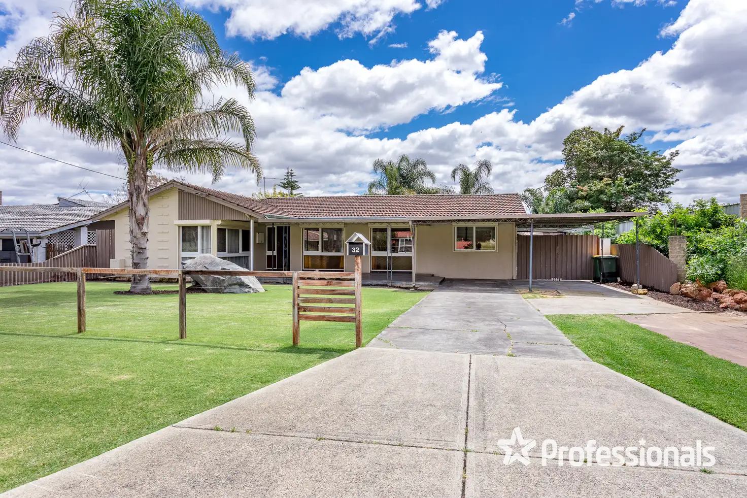 Main view of Homely house listing, 32 Doorigo Road, Armadale WA 6112