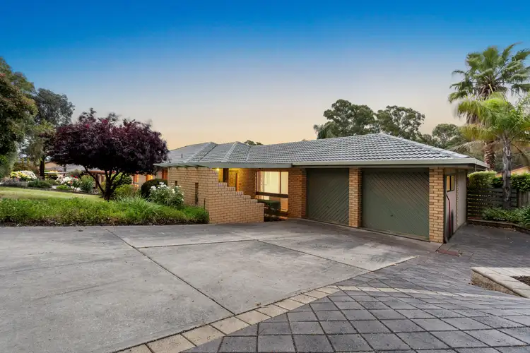 111 Black Road, Flagstaff Hill SA 5159
