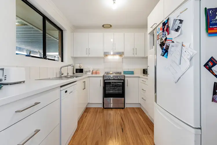 1 Byron Court, Huntfield Heights SA 5163