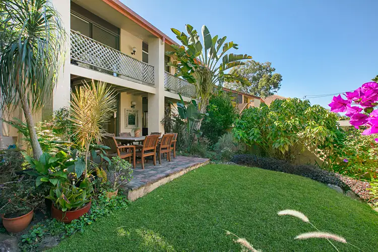 1/39 Winchester Street, Southport QLD 4215