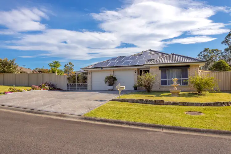 17 Hunter Place, Wingham NSW 2429